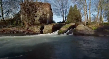 Molino con encanto y abundante agua en venta , Lugo Una propiedad, rodeada de naturaleza y con múltiples posibilidades. Ideal para un proyecto rural, turístico o una inversión con visión de futuro 1, 4 ha, conjunto conpleto 250.000€ solo molino 60.000€